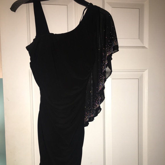 Dresses & Skirts - Formal Black dress